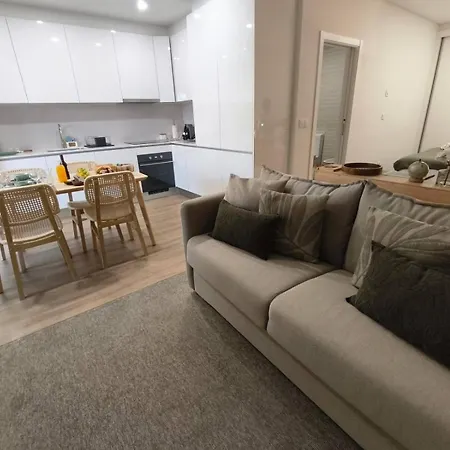 By The Sea برايا دي ميرا