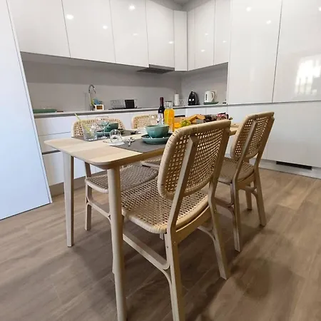 By The Sea プライア・デ・ミラ