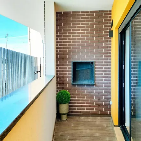 By The Sea דירה *